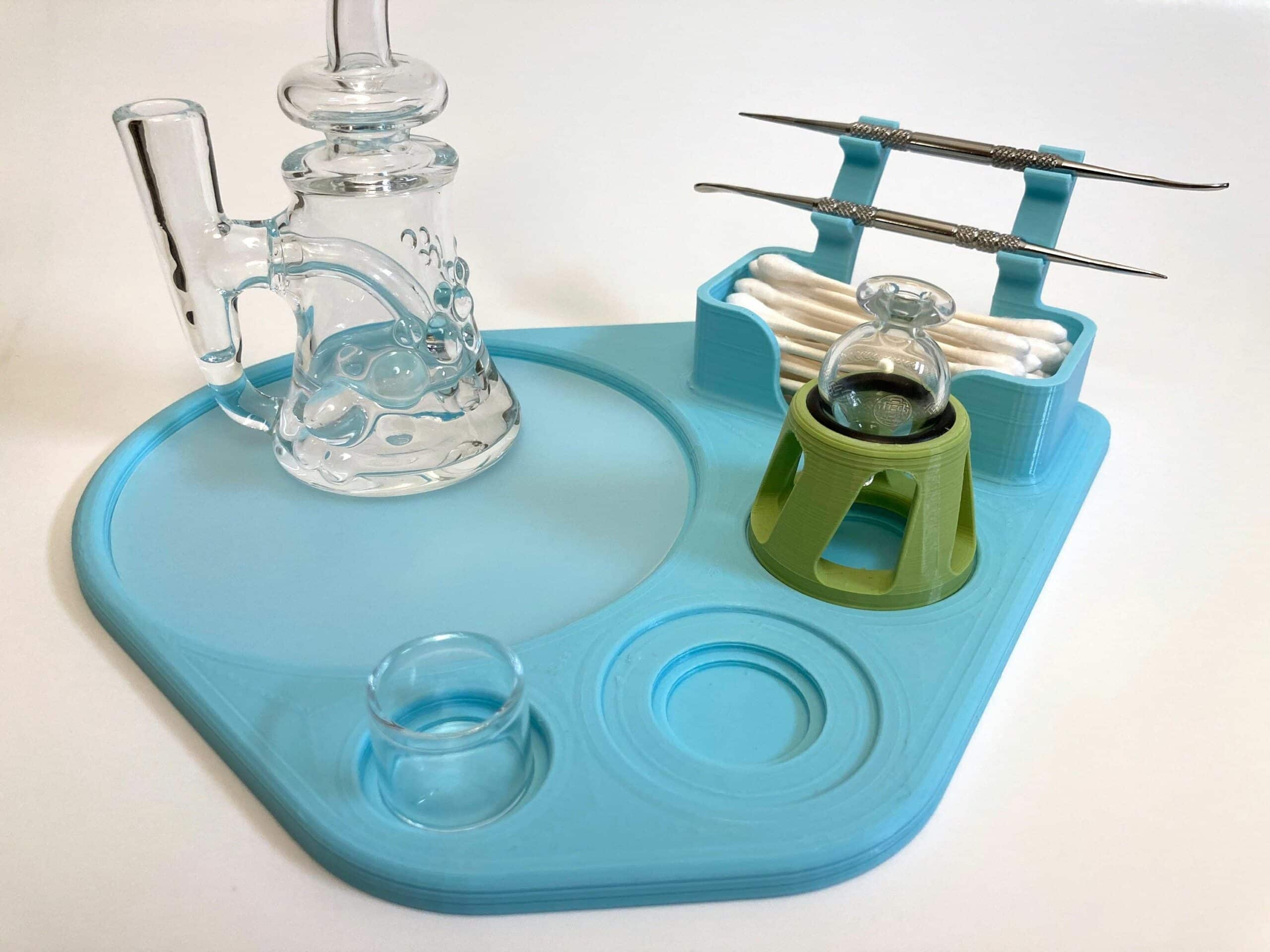 Dab rig with various accessories